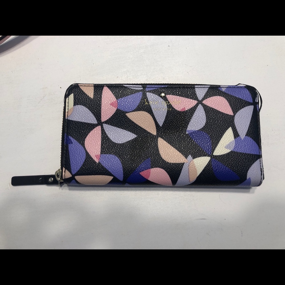 Kate Spade Windmill Pattern Zip Wallet